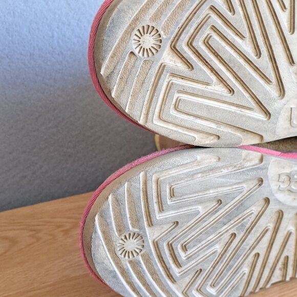 UGG Womens 6 Kids 5 37 Classic Short II Boots Tan Pink Orange Colorblock Neon - Picture 11 of 13